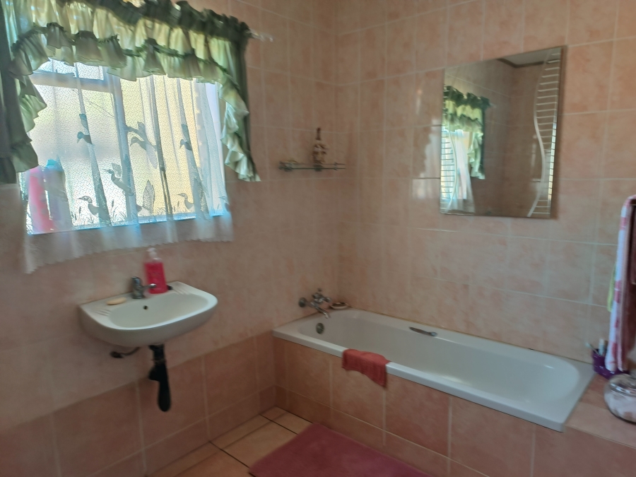 4 Bedroom Property for Sale in Orkney North West